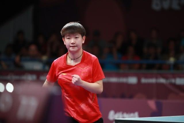 孙颖莎荣获演讲比赛二等奖，自信与成就的力量，展现学习中的成长与变化之路