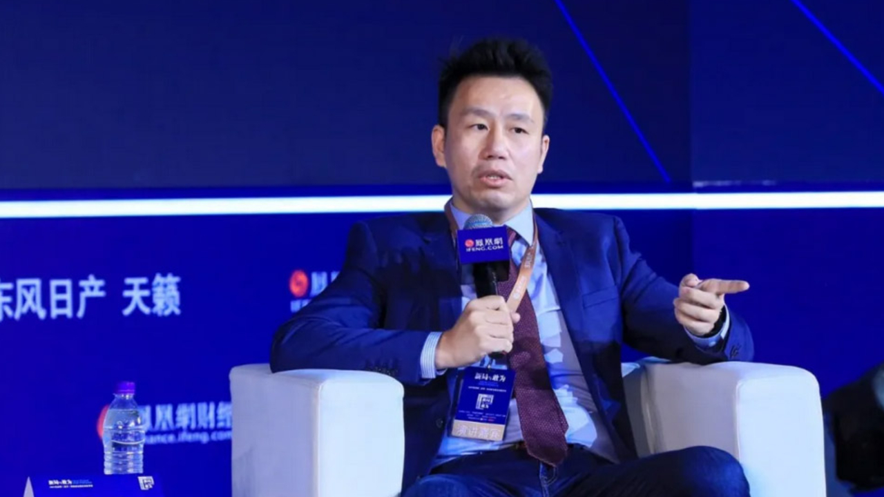 付鹏谈居民部门三大暖心行动，日常故事传递爱与陪伴的温馨力量