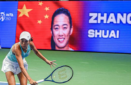 郑钦文晋武网四强，奇迹之路与友情重逢，会师王欣瑜的荣耀时刻