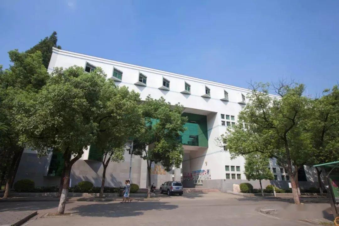 湖南大学最新动态更新，最新消息一览