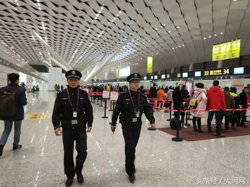 最新航班信息，领略自然美景，寻找内心宁静与平和之旅