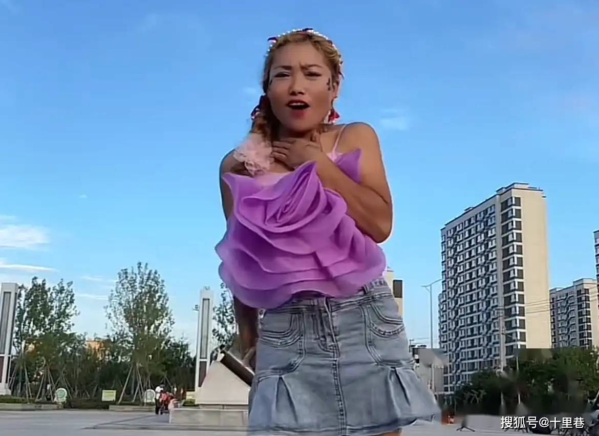 时尚潮流与自我表达的交汇点，最新好吊妞视频热辣来袭