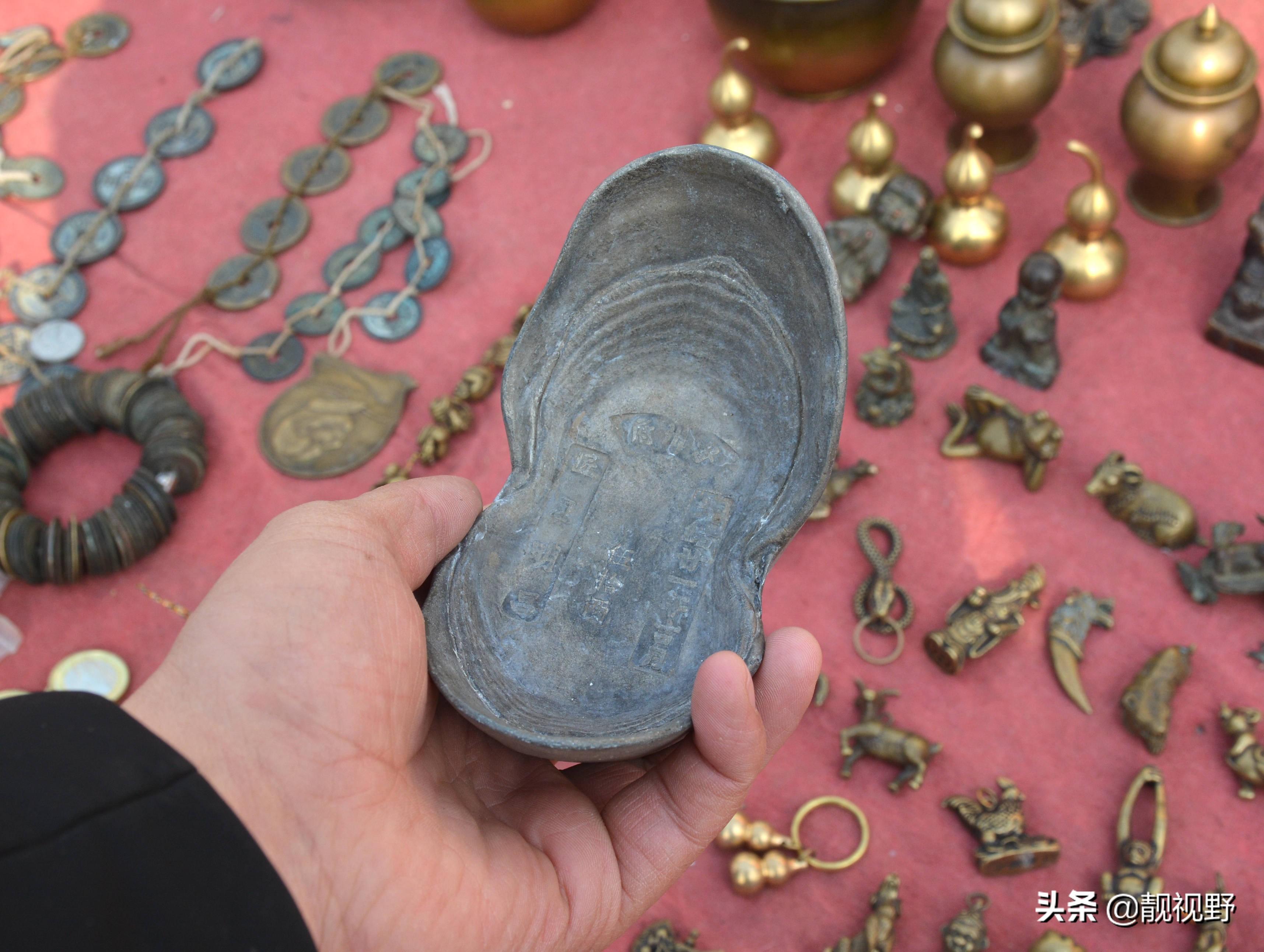 隐秘宝藏揭秘，小巷中的金元宝本尊最新发现