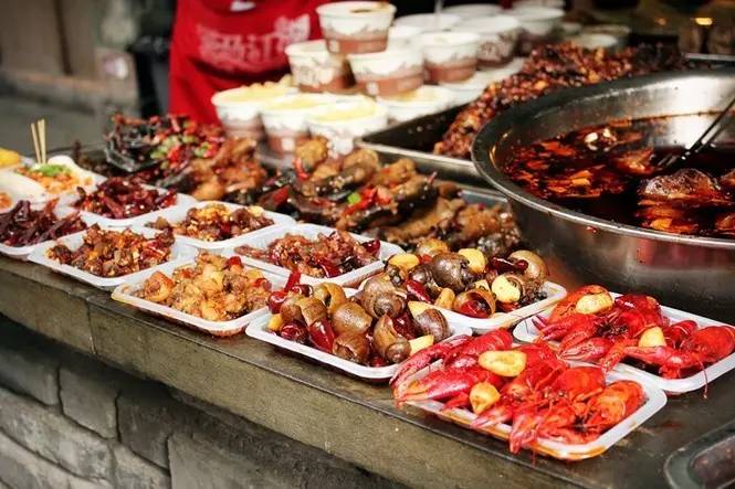 小巷美食探险之旅