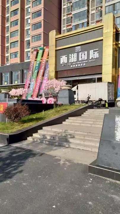 龙岩东肖最新招聘信息揭秘，小巷中的职业宝藏等你来探寻！