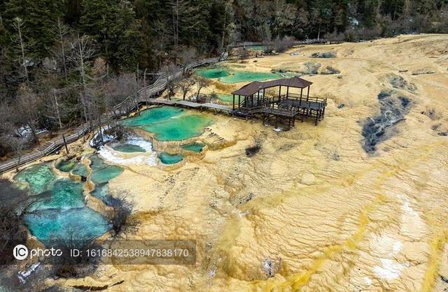 自然美景探索之旅 第8页
