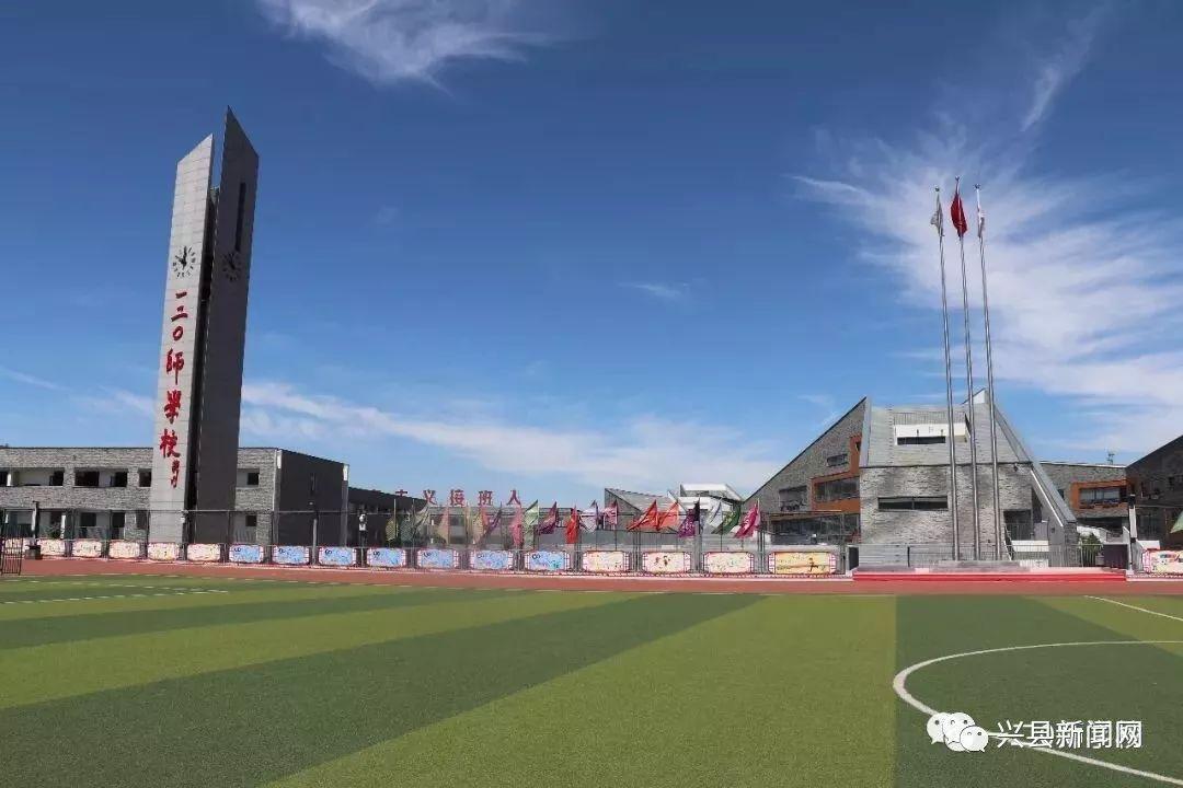 山西青年的现代生活，城市青春旋律与家的温馨日常