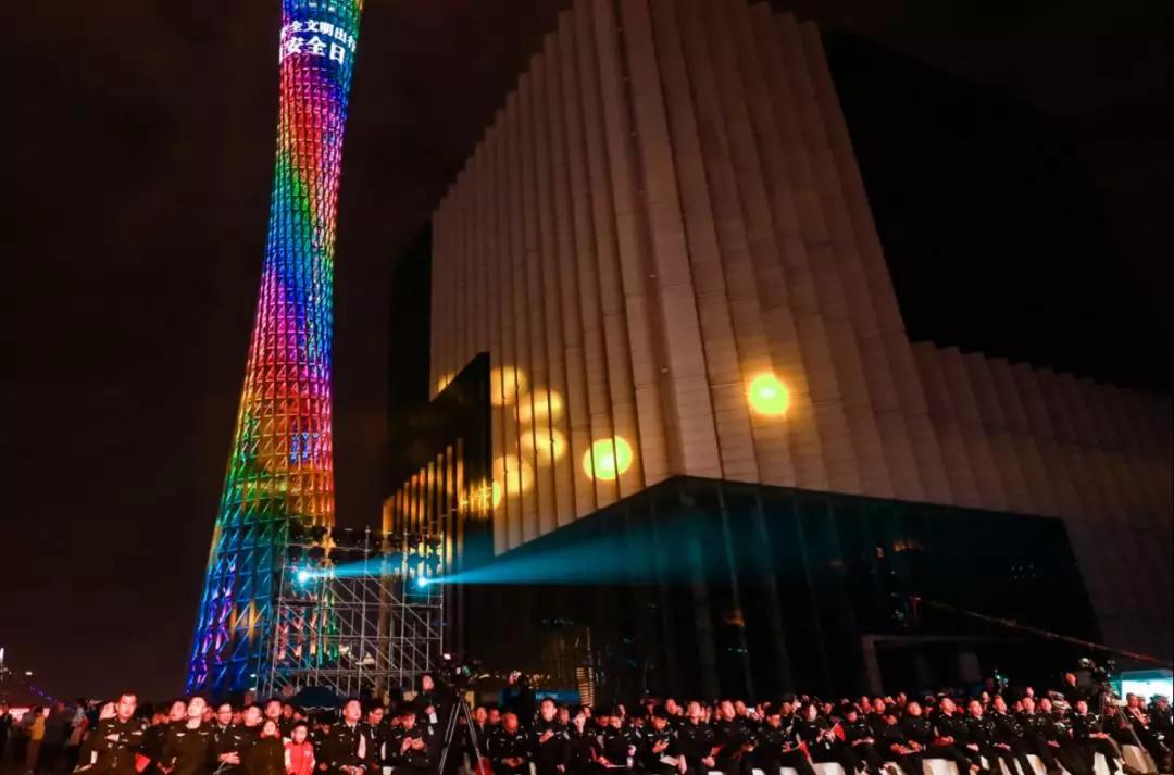 探索自然美景的治愈之旅，最新霸屏动态更新