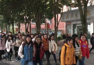 高中开学时光，温馨重逢与最新动态分享