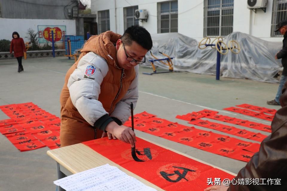 最新挽父春联及其高科技产品介绍