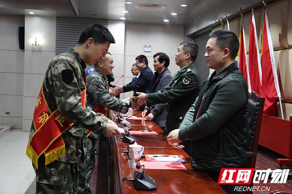 成就自信与梦想之路