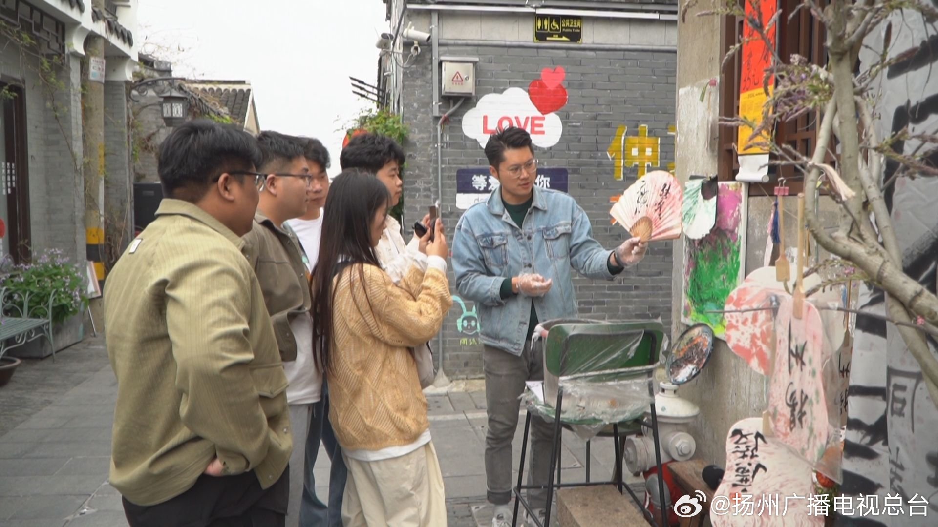 小巷深处探秘