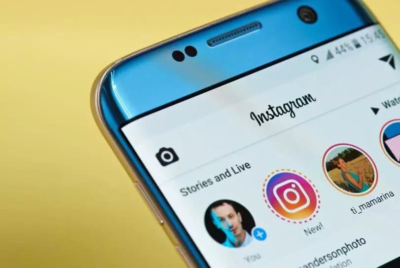 下载最新Facebook版本，拥抱变化，自信助力梦想实现