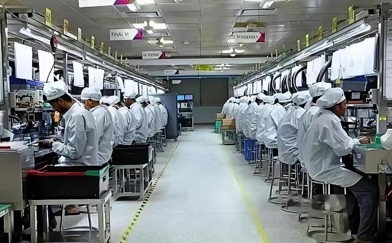 富士康最新报道,富士康最新报道，科技前沿的产品革新，重塑未来生活体验